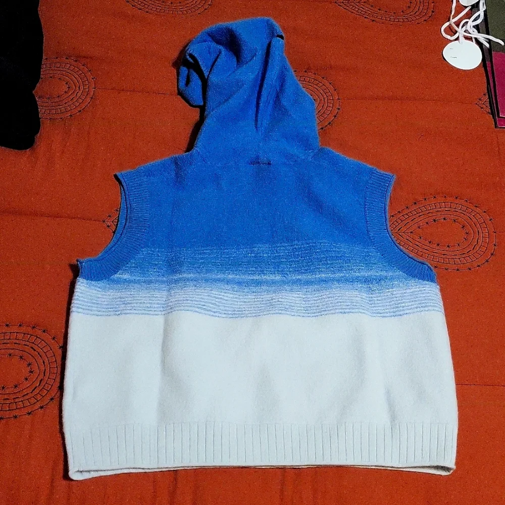 Vest - Picture 3 of 6